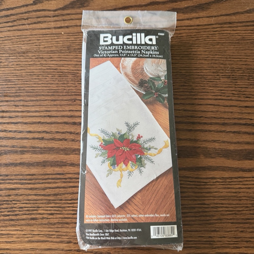 Bucilla - Christmas Garland Tablerunner - Embroidery Kit